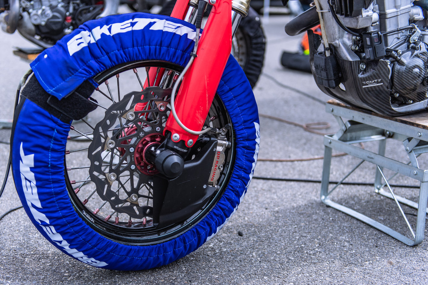 OTTOBIANO BRAKE AIR INTAKE CON CRASH PAD INTEGRATO (MOTARD)
