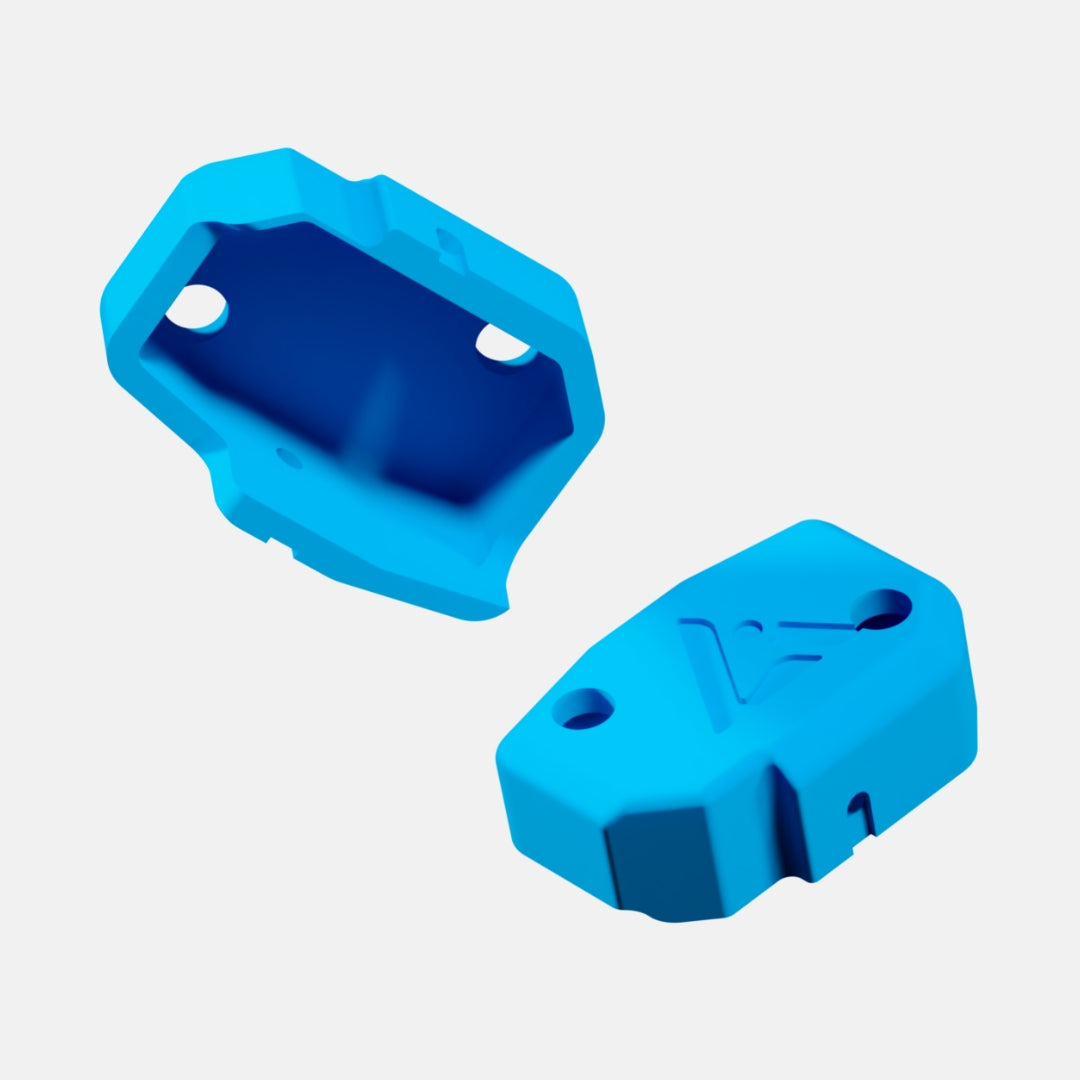 BRAKE AND CLUTCH PUMP COVER