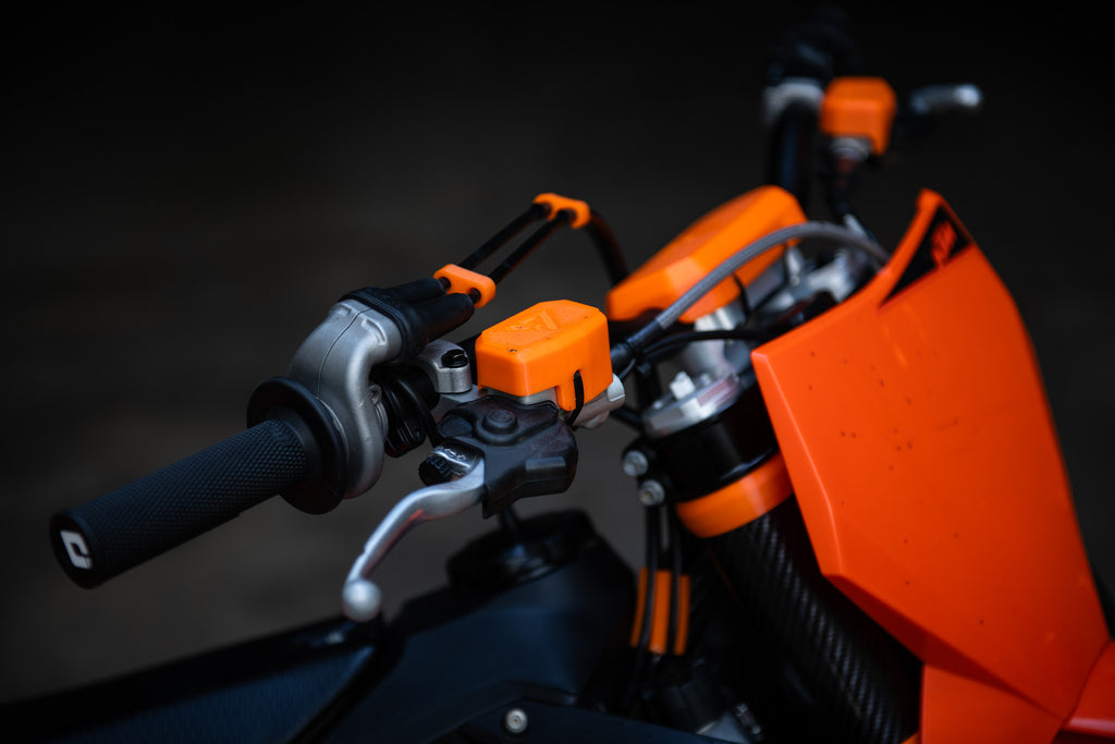 COVER POMPA FRENO E FRIZIONE